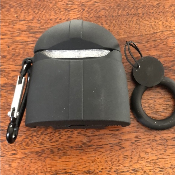 Star Wars Darth Vader AirPods Case NWOT - Picture 2 of 2
